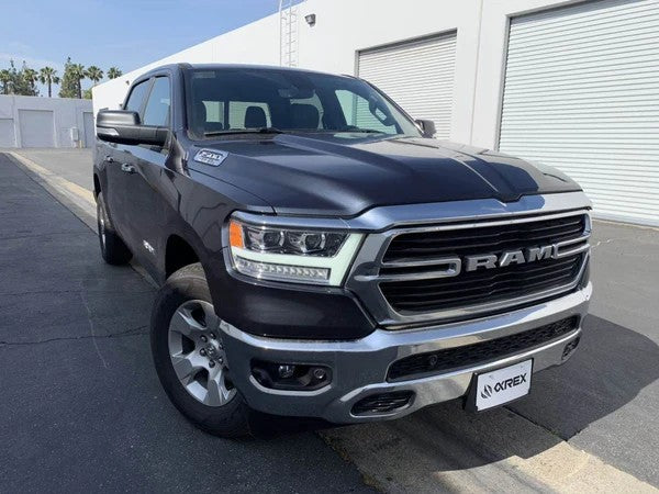 Alpharex Dodge Ram 1500 (2019–2024) LUXX-Series headlights Black Housing / Clear Lens / 2019–2024 Ram Classic Model, Limited Longhorn, Limited, and TRX trims. (ARX880543)